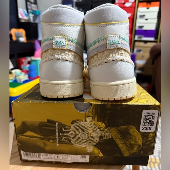 Air Jordan 1 UN/LA - Picture 6 of 6